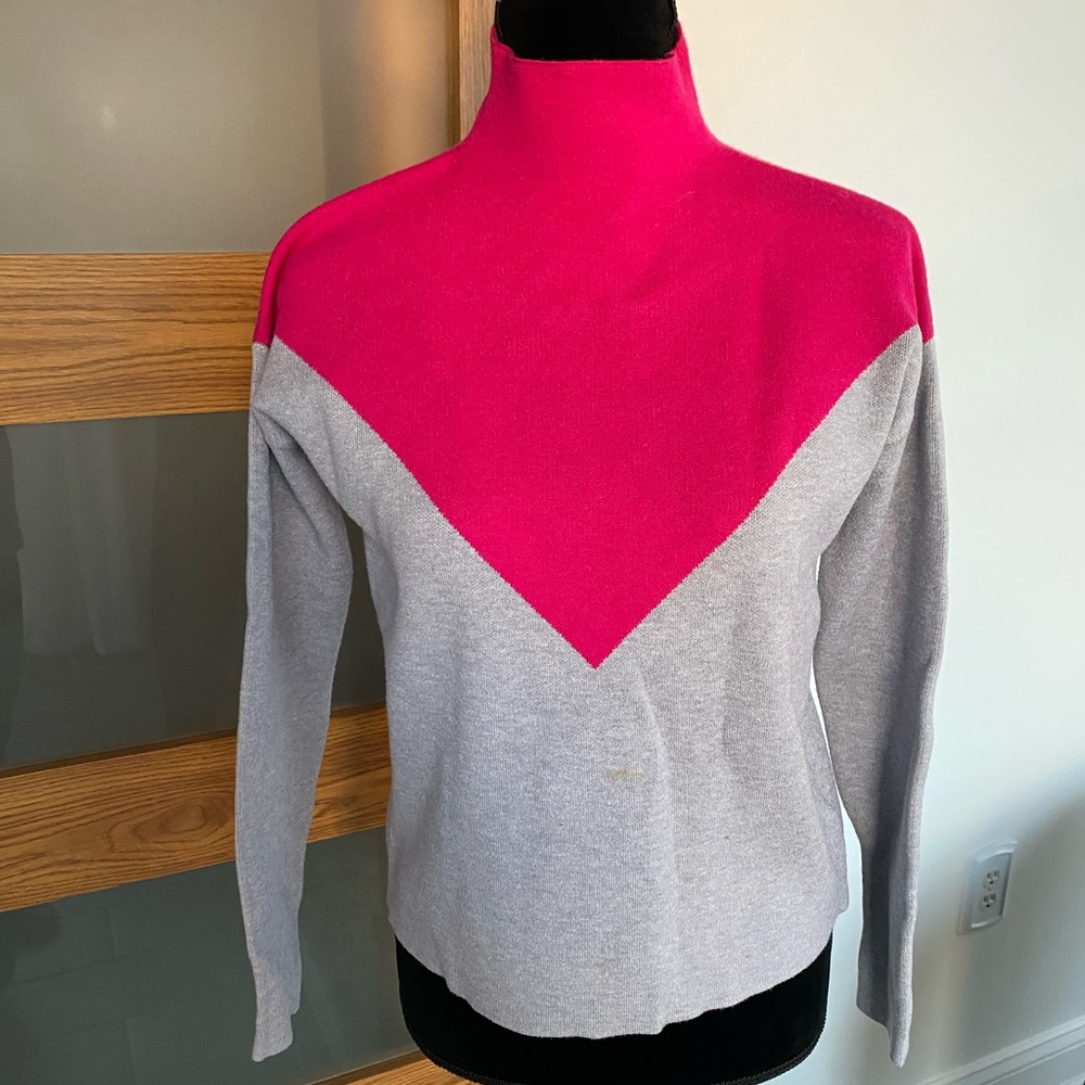 Pink and Gray Turtleneck Sweater Sz XS
